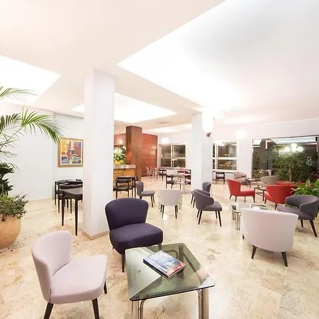 Hotel & Sasso
