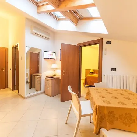 Hotel & Sasso 3*