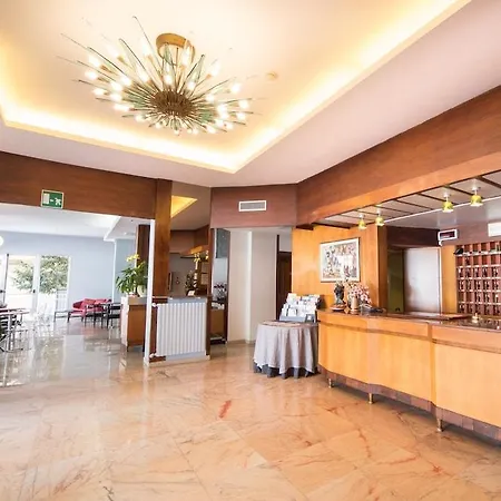 Otel & Sasso Diano Marina