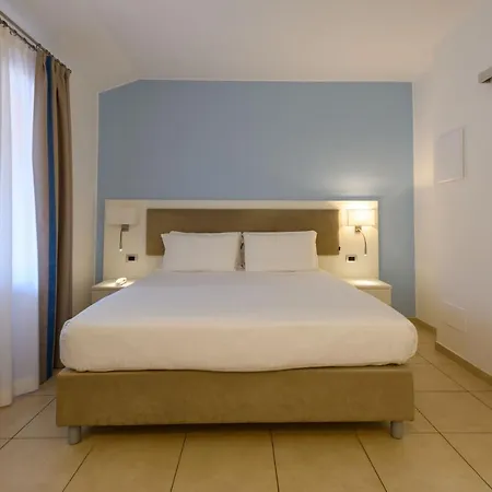 Hotel & Sasso 3*