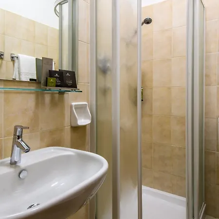 & Sasso Otel Diano Marina