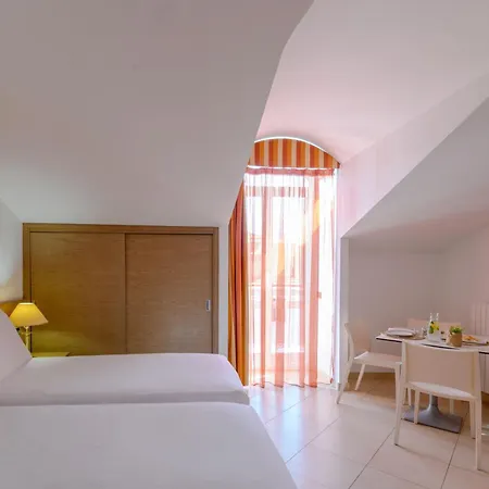 & Sasso Otel Diano Marina