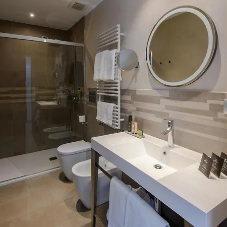 Otel & Sasso Diano Marina
