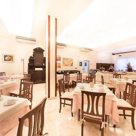 Otel & Sasso Diano Marina